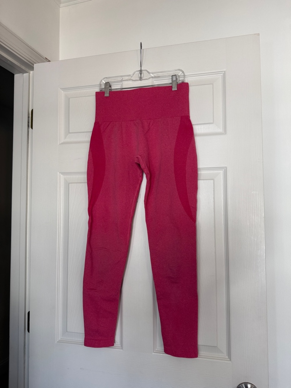 NVGTN Hot Pink Contour Seamless Leggings